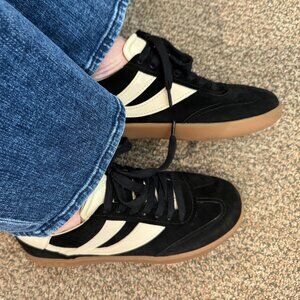 VINCE – Women's Oasis Sneaker size 6.5 Black Suede, Cream Leather